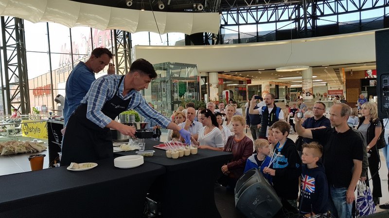 Gotowanie na żywo z Pascalem Brodnickim w Krakowie